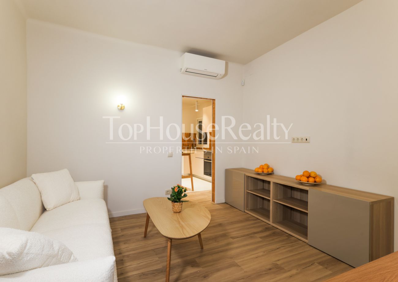 Fully renovated apartment at the foot of Montjuïc