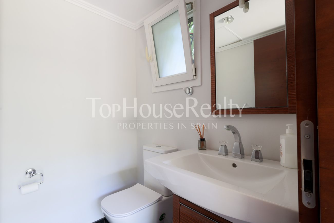 Villa in Gavà Mar — second line to the sea with private garden, pool and privacy