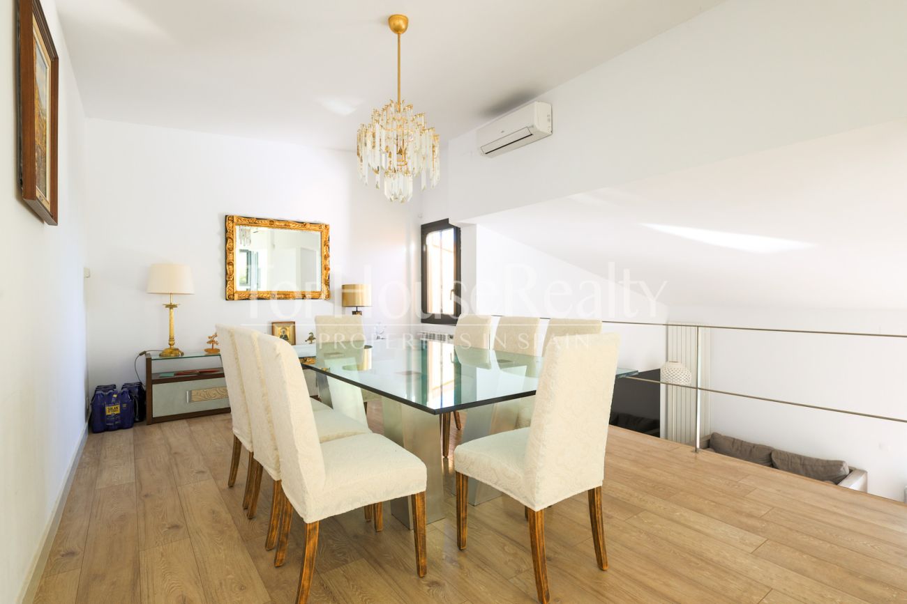 Sea view house in Castelldefels — cozy design with terraces and pool