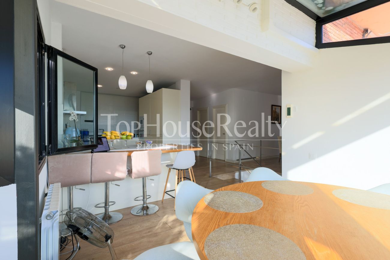 Sea view house in Castelldefels — cozy design with terraces and pool
