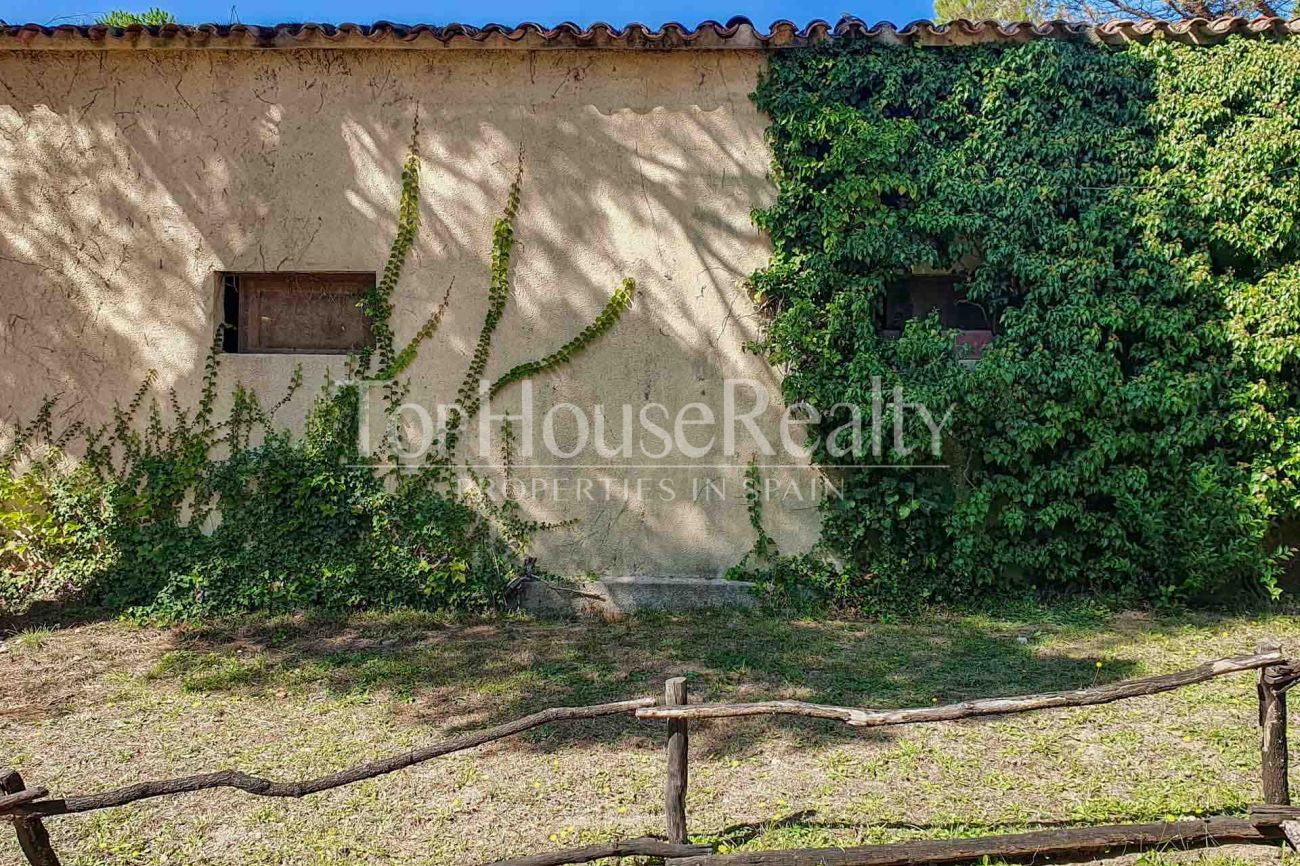 Two properties in Caldes de Malavella