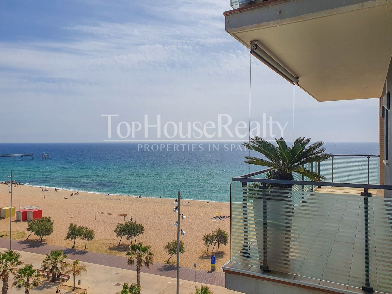 Espectacular apartamento con vistas al mar en primera línea de Badalona