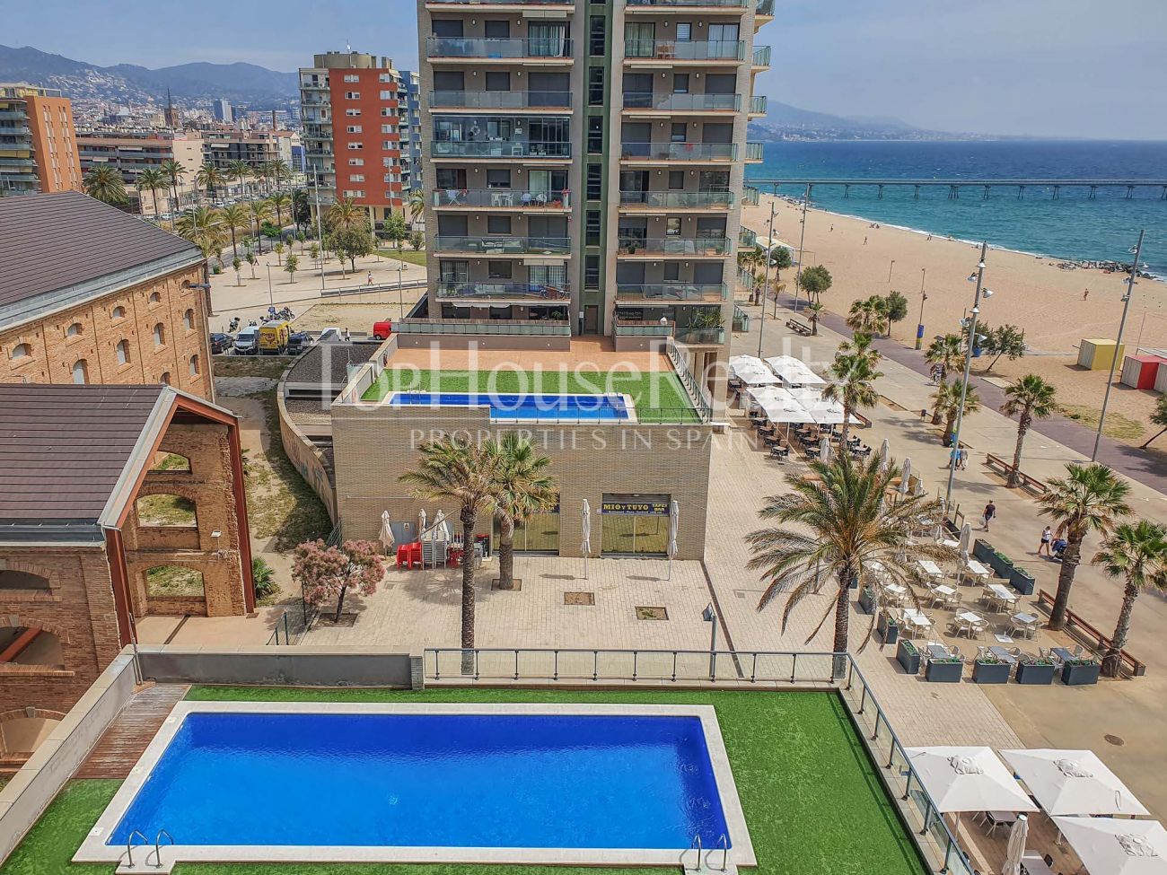 Espectacular apartamento con vistas al mar en primera línea de Badalona