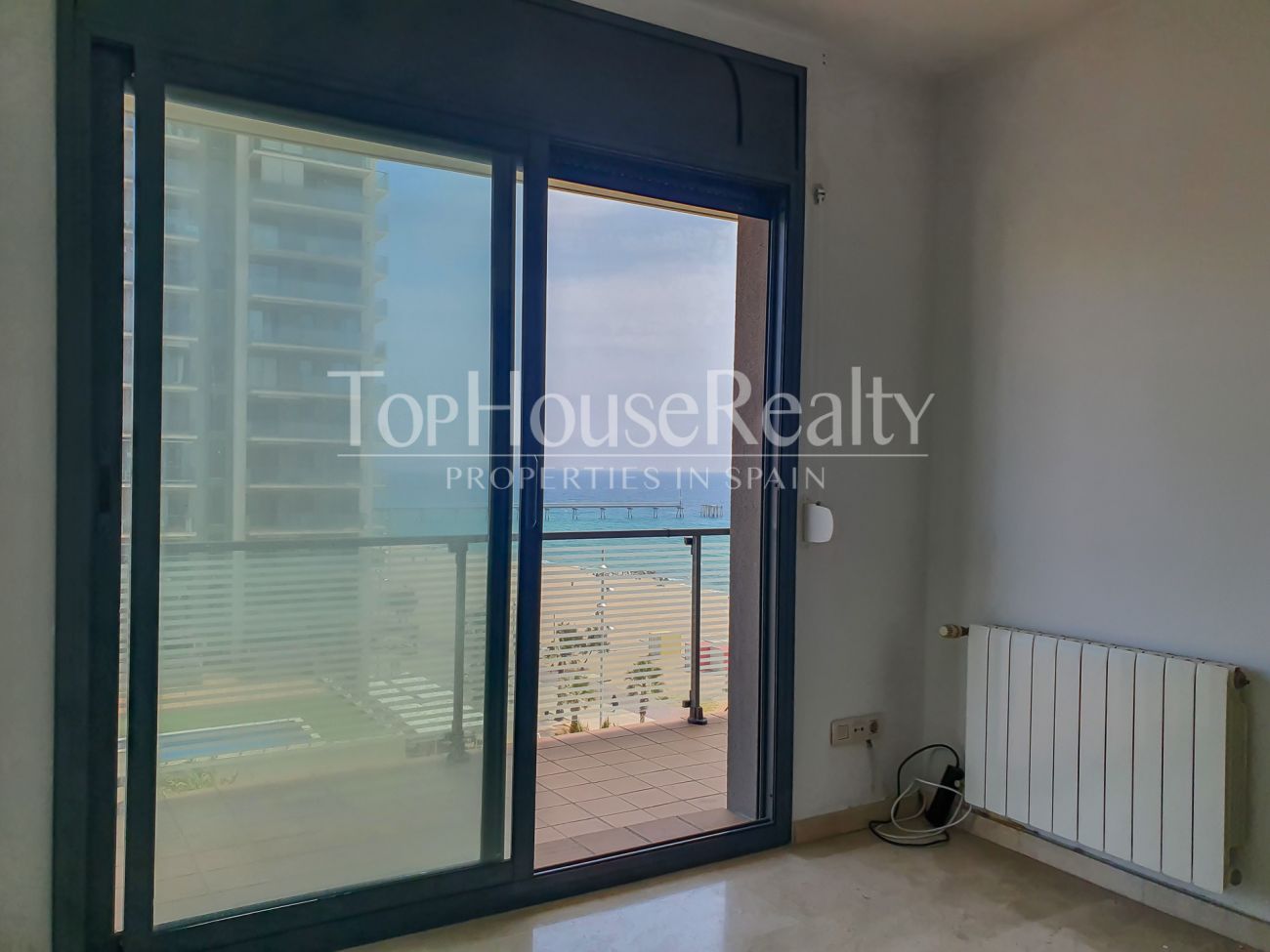 Espectacular apartamento con vistas al mar en primera línea de Badalona