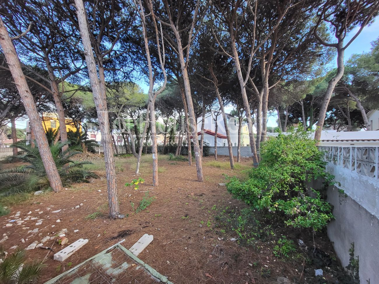 Exclusive Plot for a Single-Family Home in Castelldefels Beach