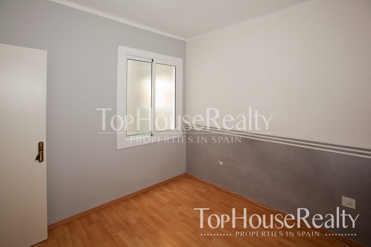 Great investment opportunity, quiet apartment in Eixample