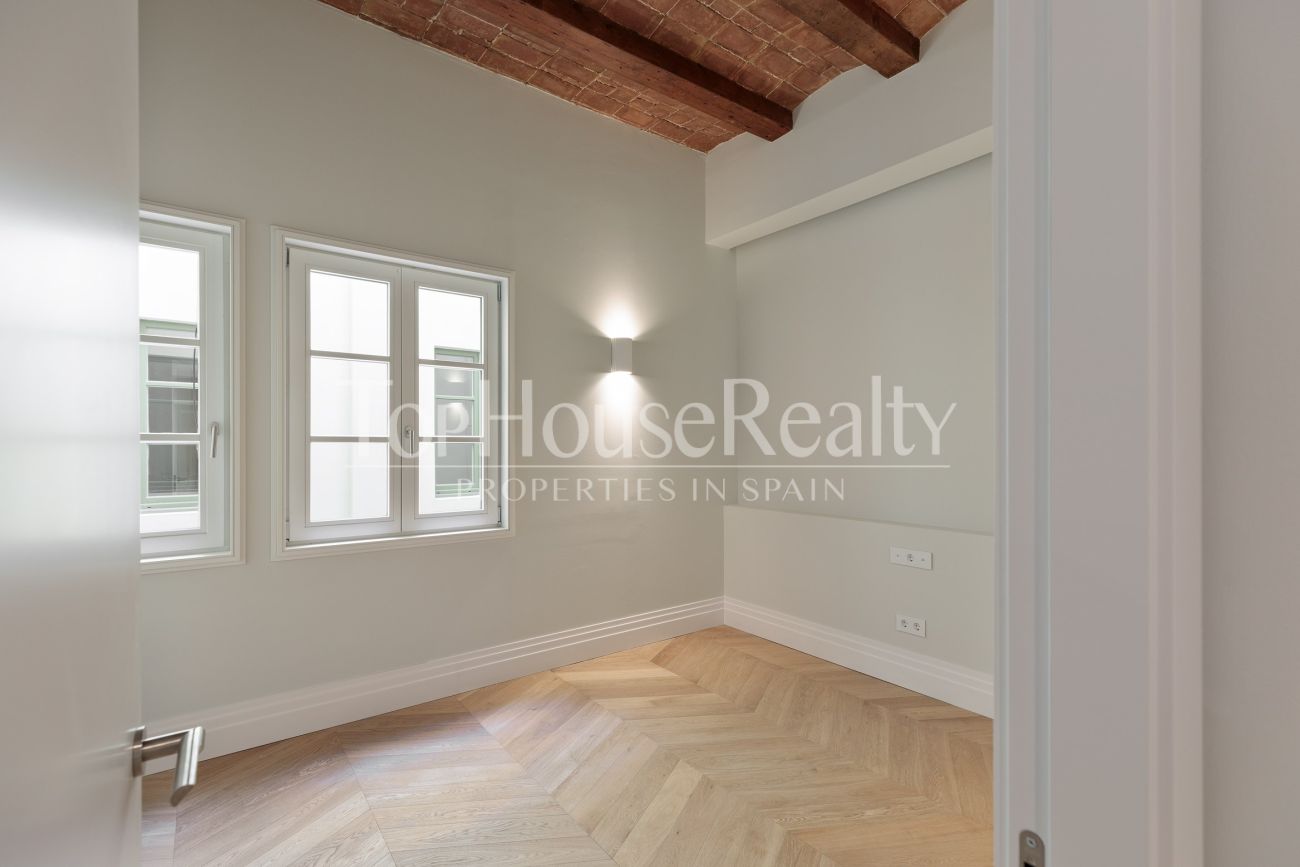 A Symphony of Light in Barcelona