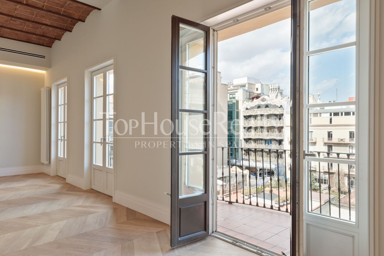 A Symphony of Light in Barcelona