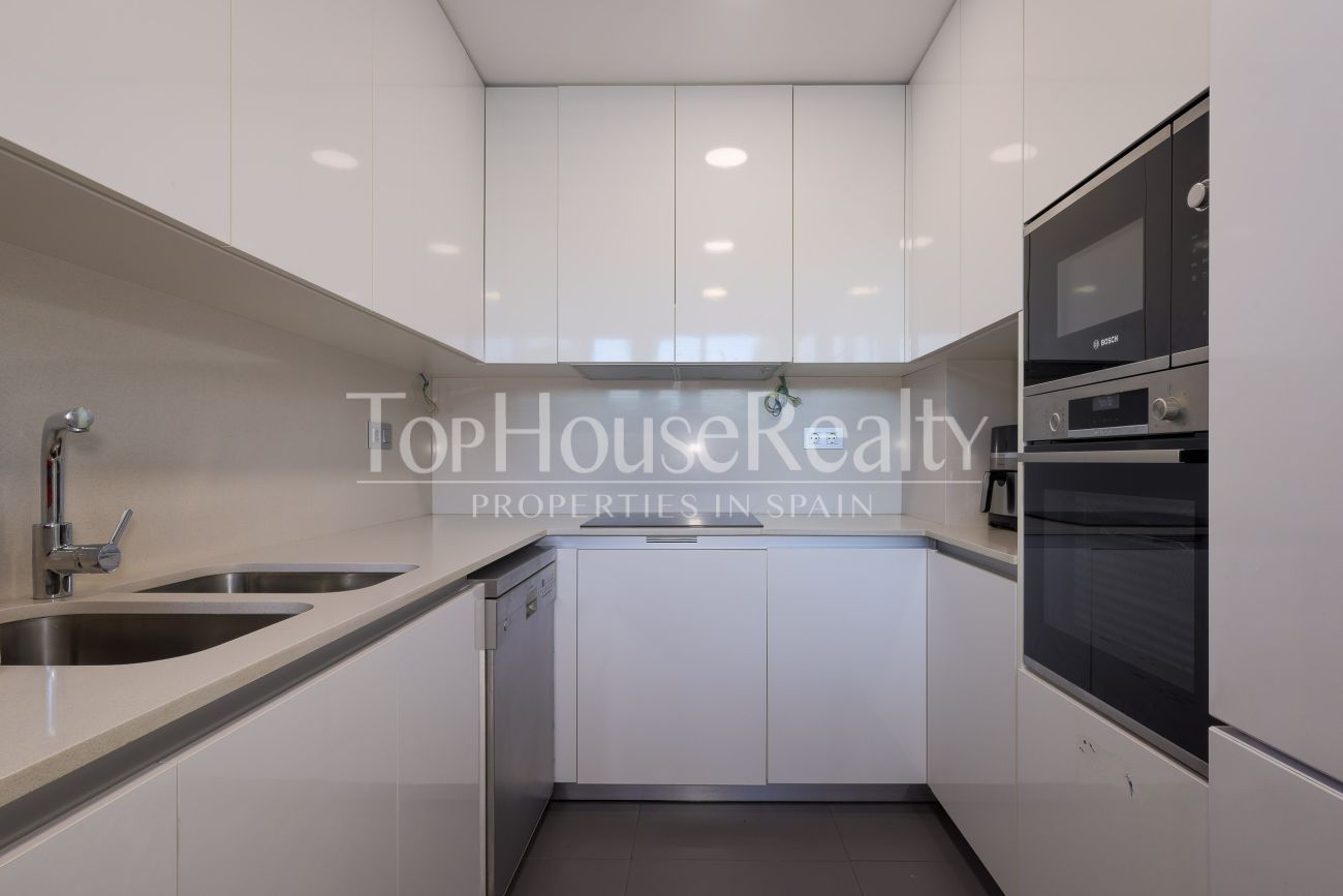 Townhouse in El Vinyet, Sitges — private garden and 5 minutes from the beach