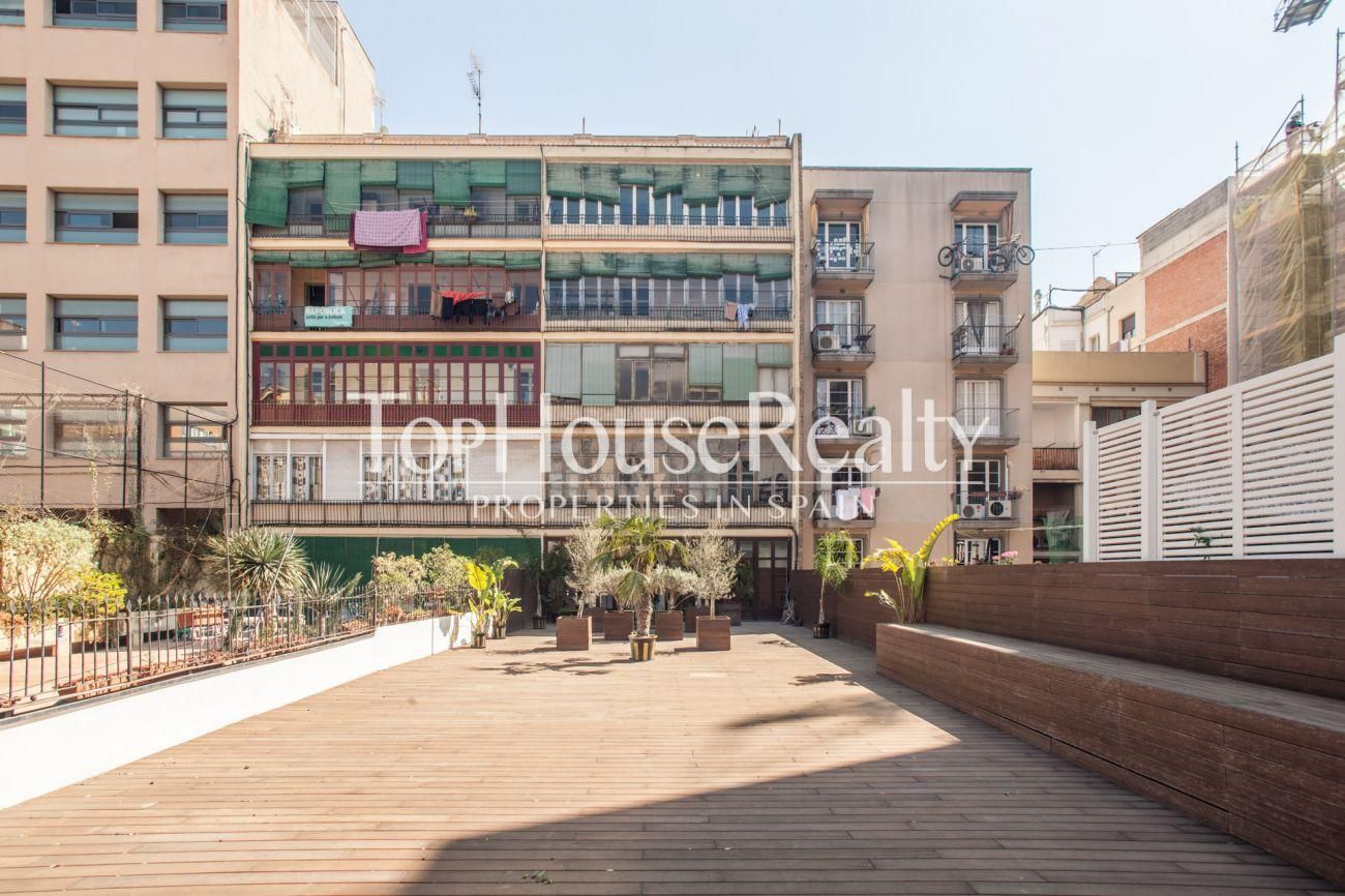 Spectacular flat in the Golden Square of Barcelona