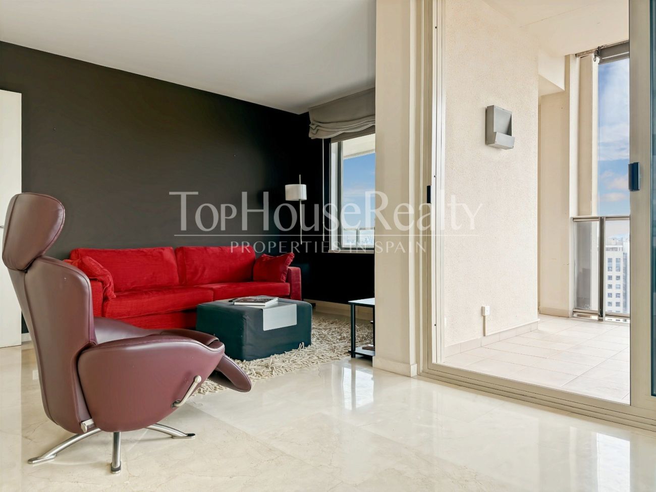 Penthouse for rent in Diagonal Ma, panoramic views, terrace and premium amenities