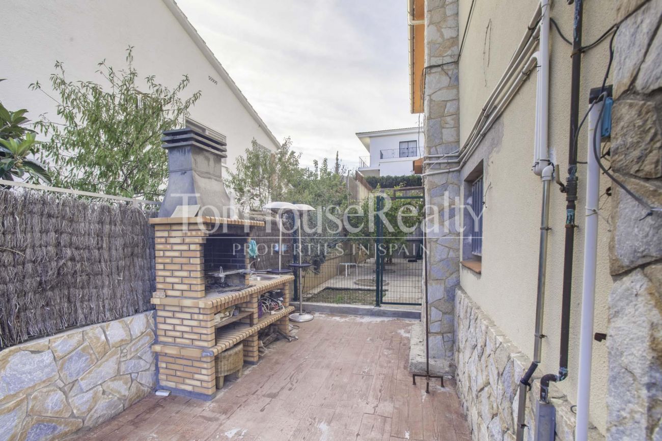 House with views in Castelldefels