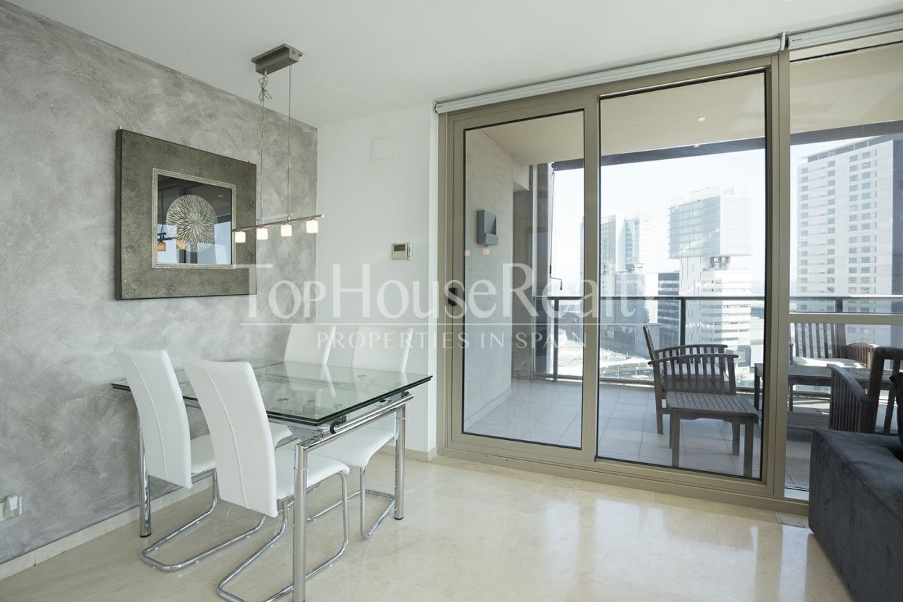 Apartment with spectacular sea views for rent in Barcelona