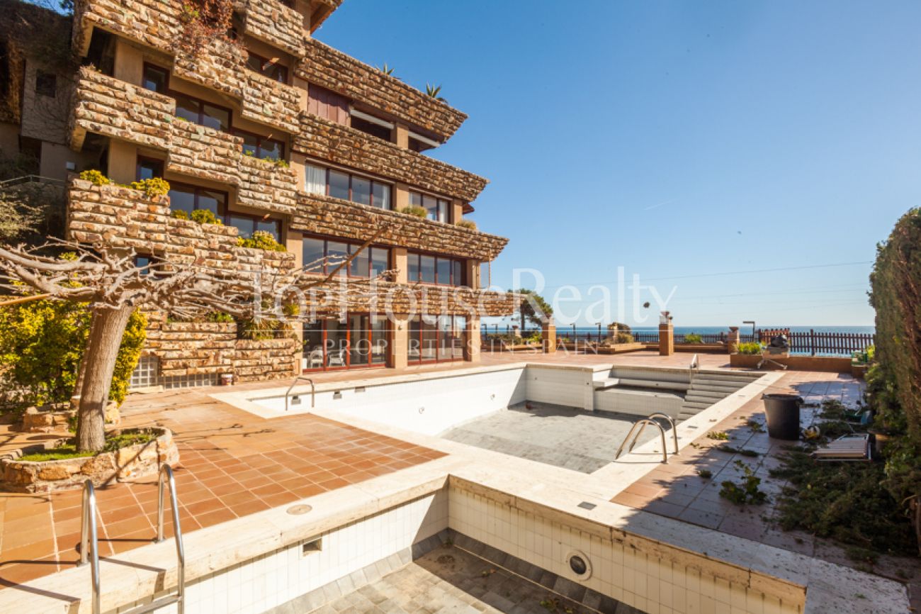 Unique apartment with sea views in Tosa de Mar