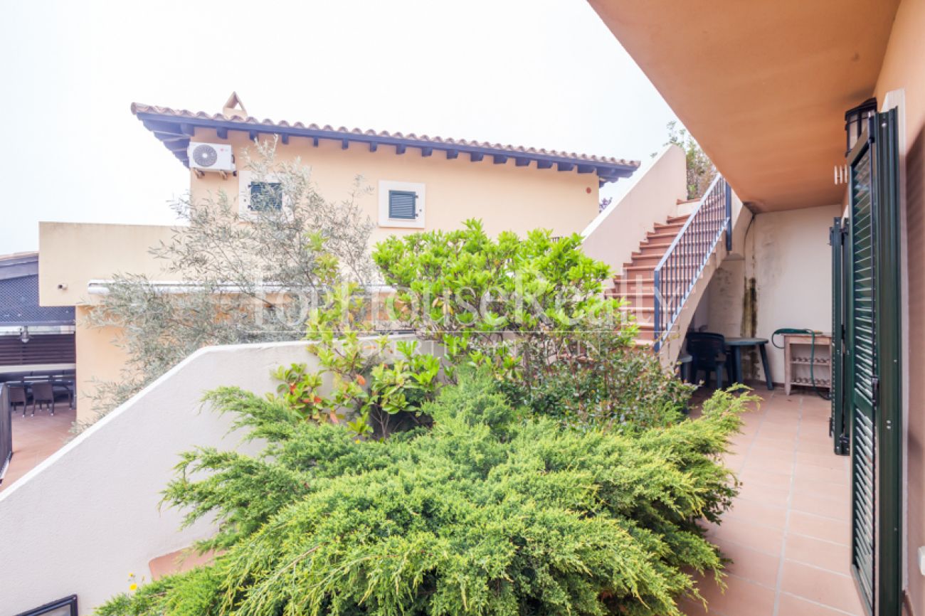 Terraced house with views in exclusive residential complex in Tossa de Mar