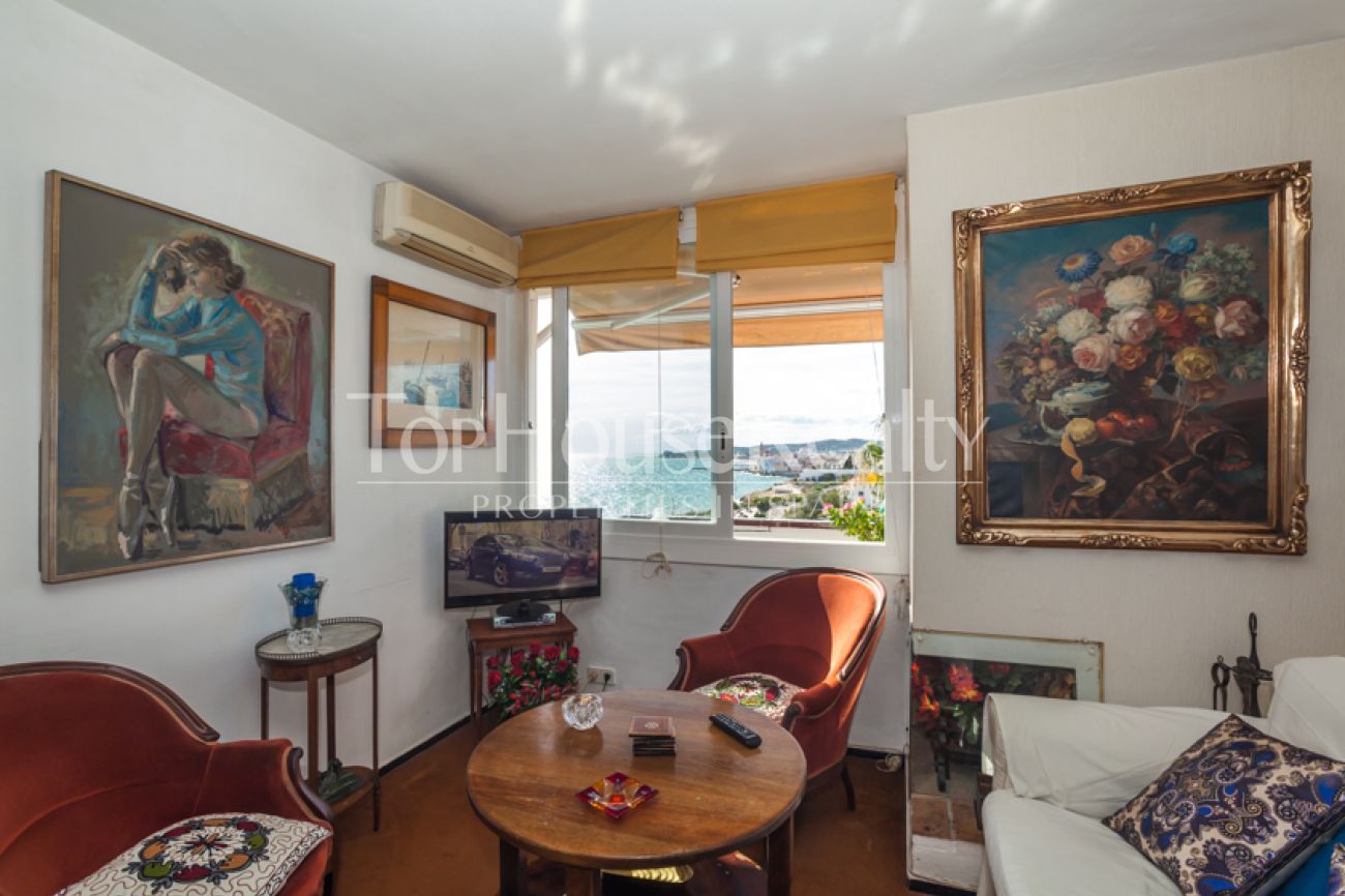 Apartment with stunning views of Sitges