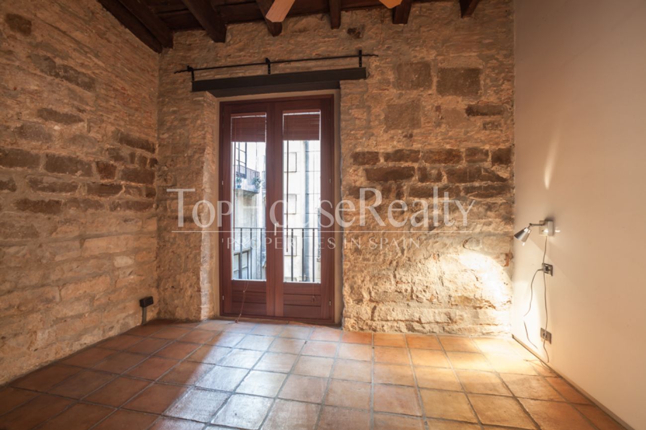 Cozy flat close to Gothic Cathedral of Barcelona