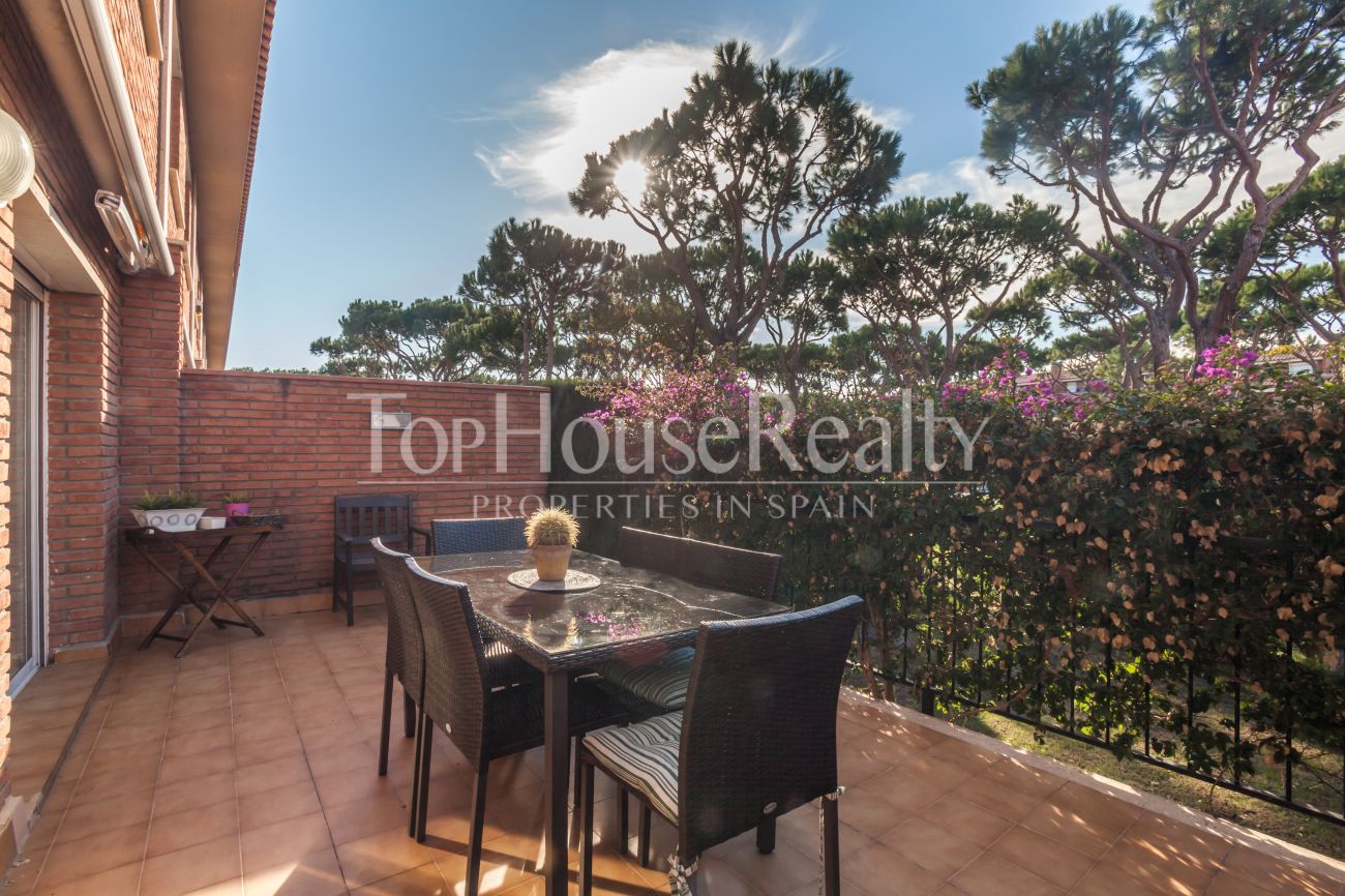 Exclusive townhouse for rent in Gava Mar
