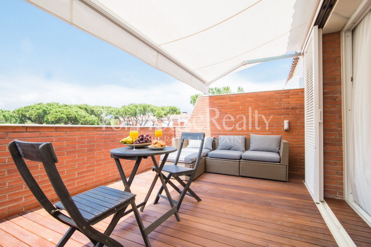 Recently renovated townhouse 100 metres from the beach in Gava
