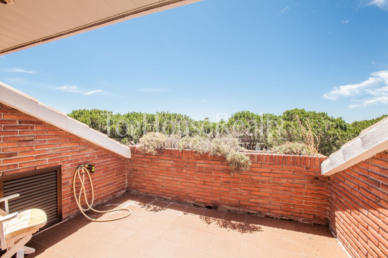 Excellent house in the best residential complex of Gava Mar