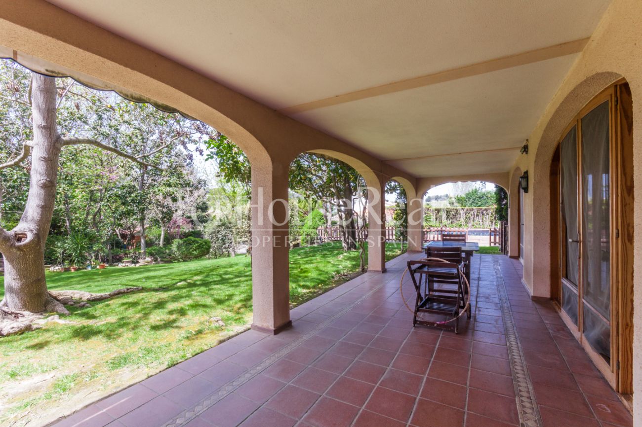 Large house with impressive garden