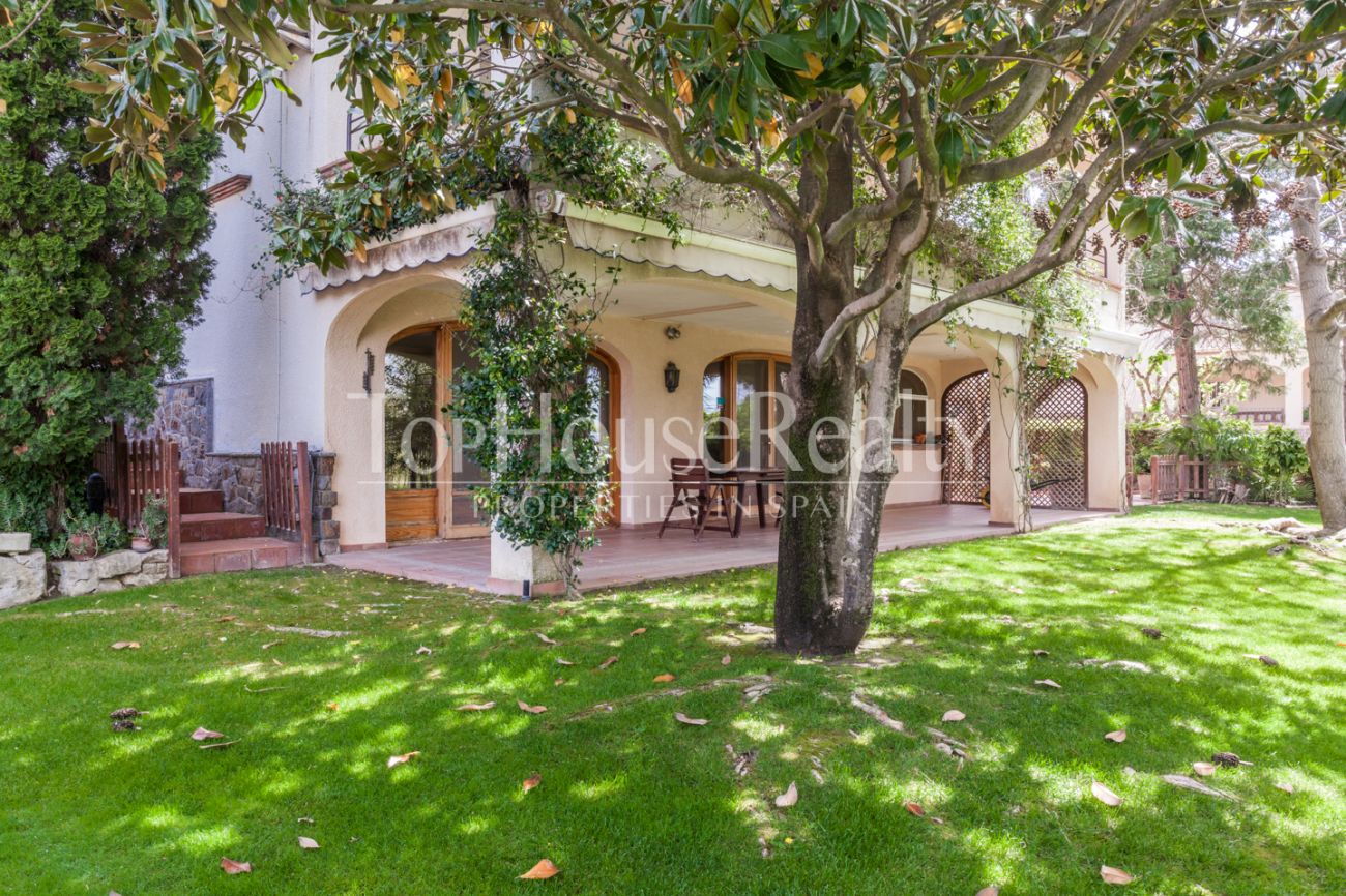 Large house with impressive garden