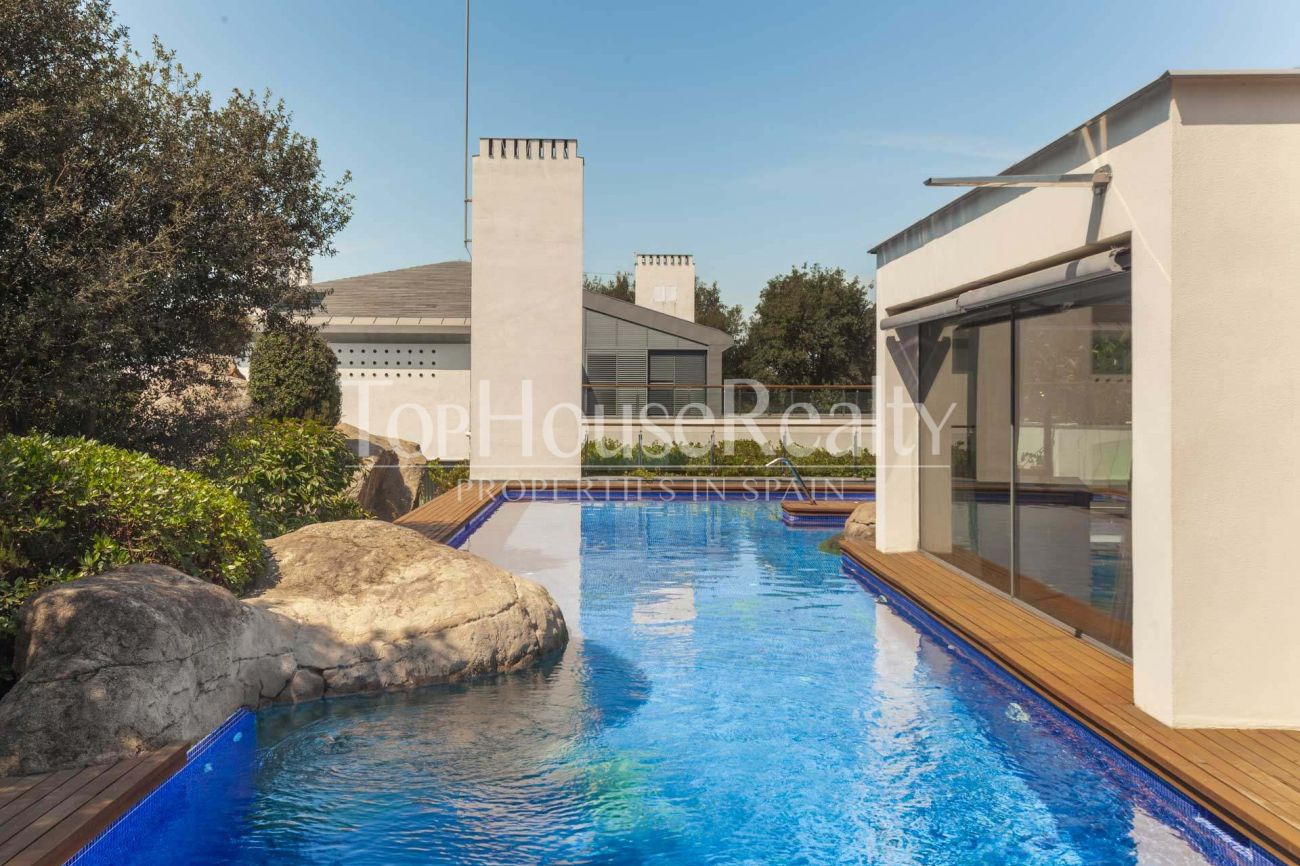 Exceptional  luxury villa at the top of the Supermaresme