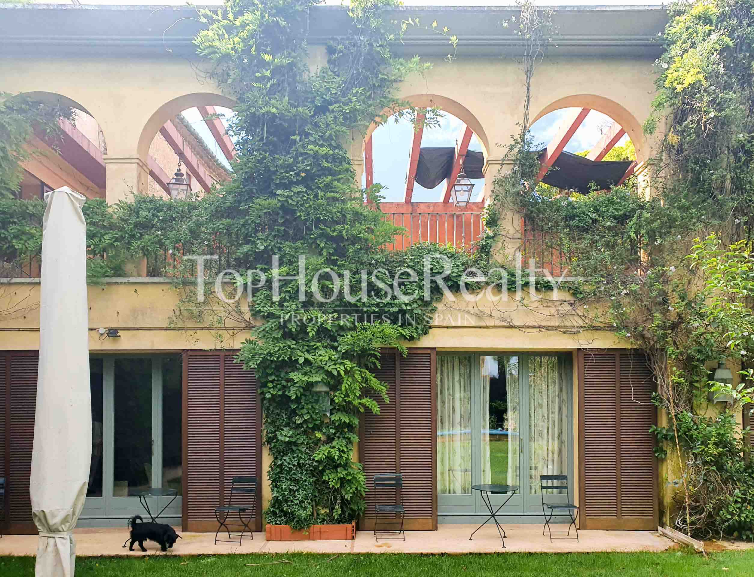 17th century mansion in the Emporda