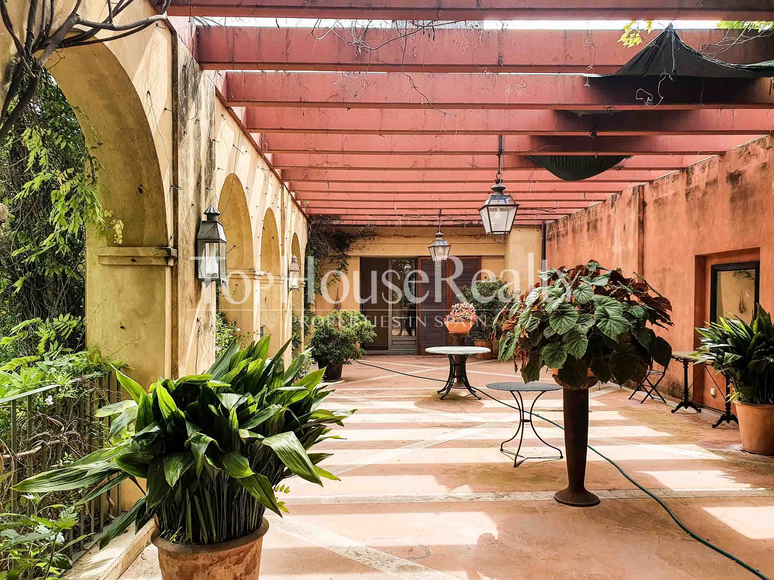 17th century mansion in the Emporda