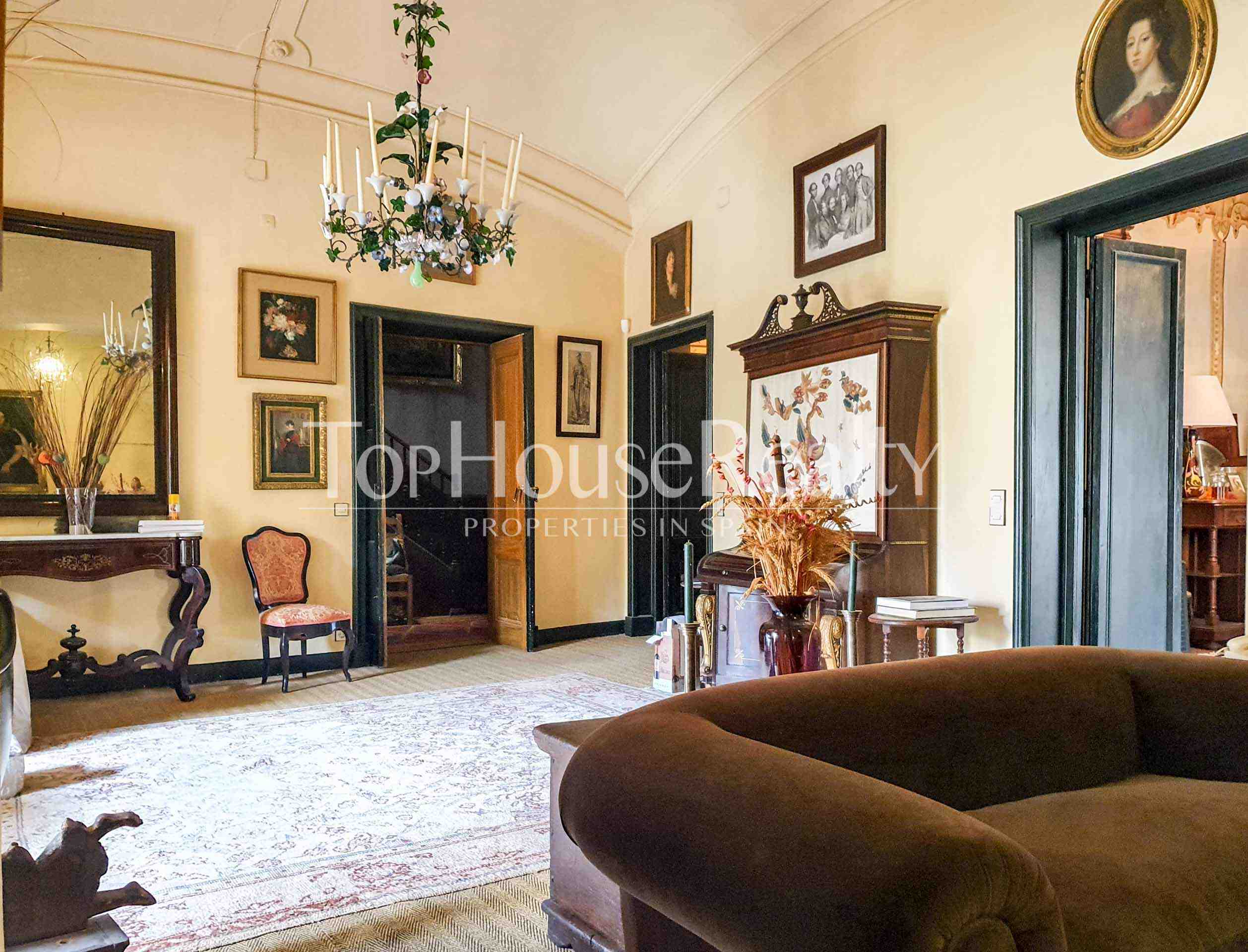 17th century mansion in the Emporda