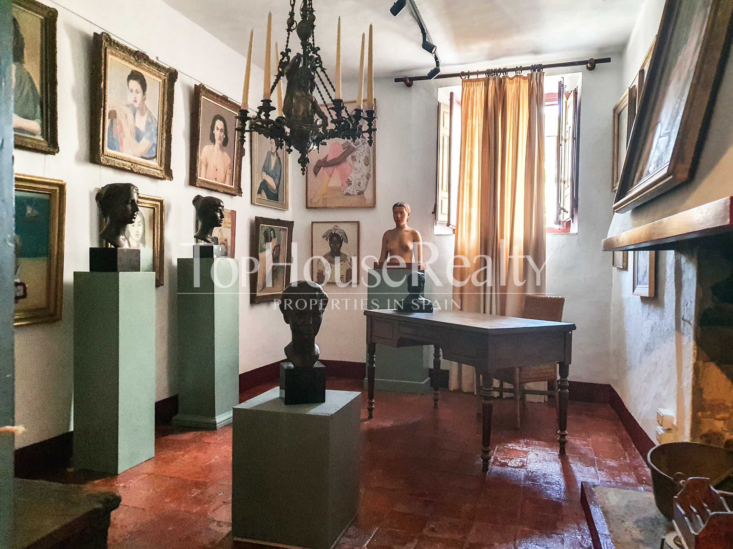 17th century mansion in the Emporda