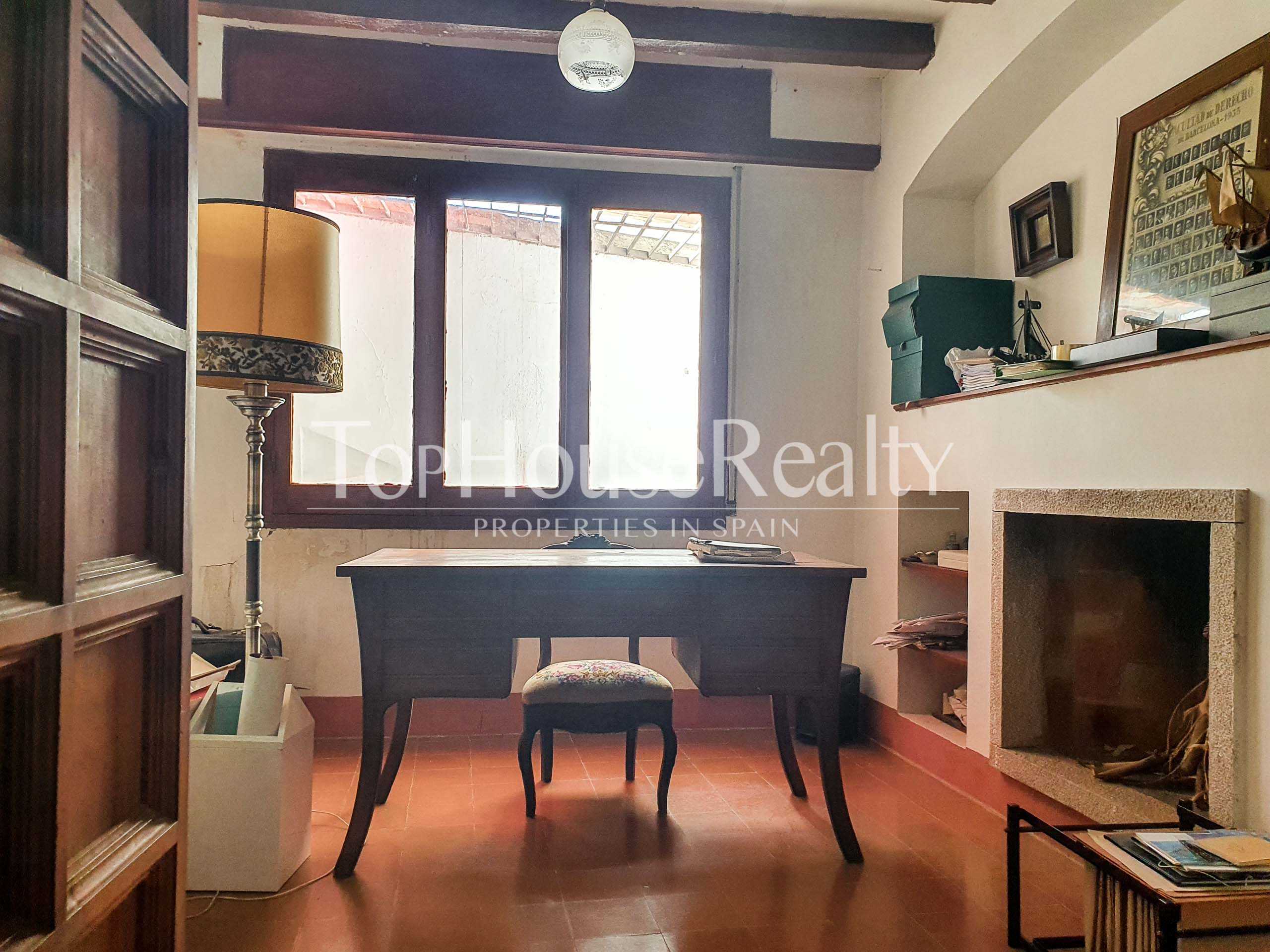 17th century mansion in the Emporda