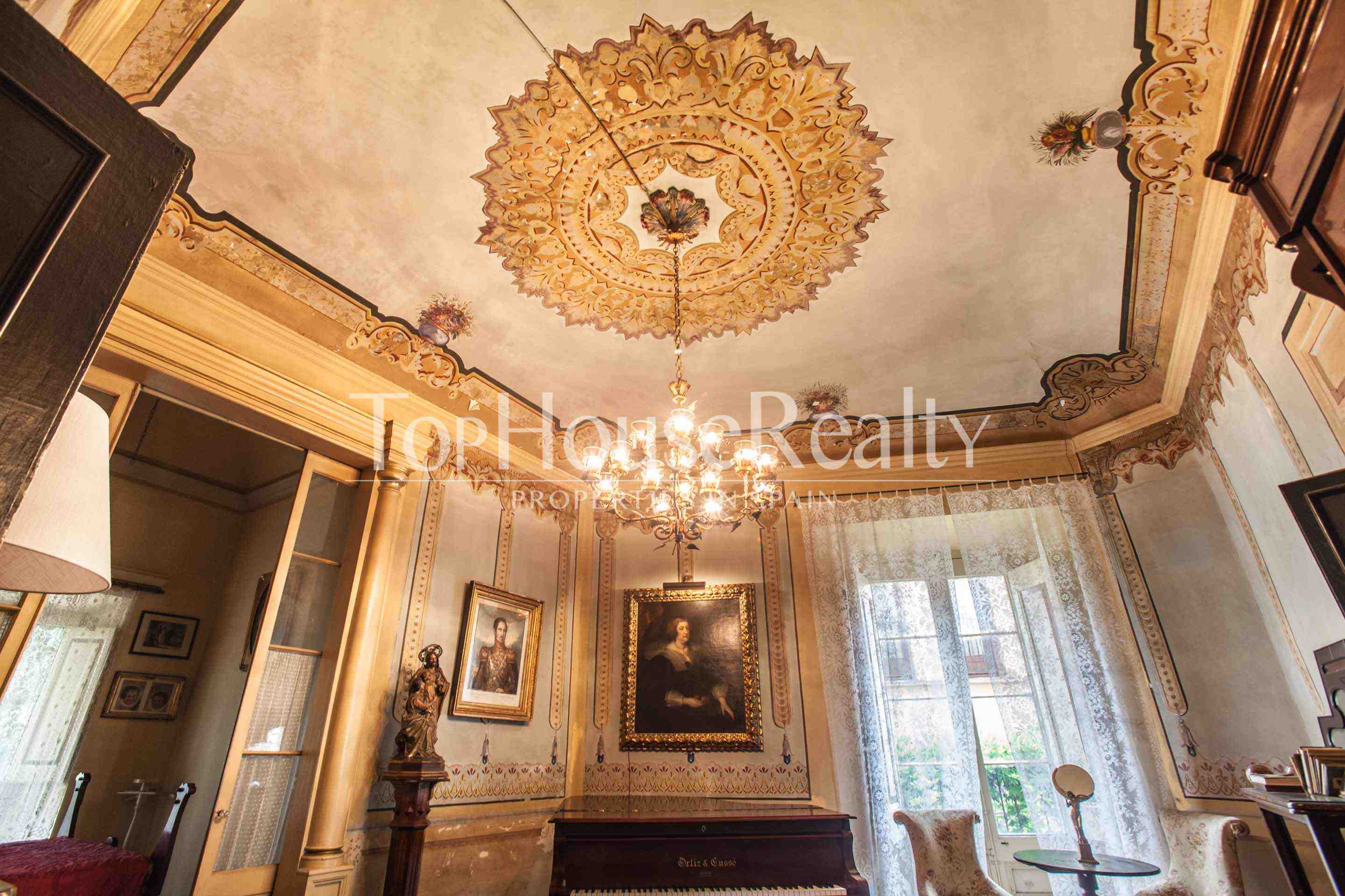 17th century mansion in the Emporda