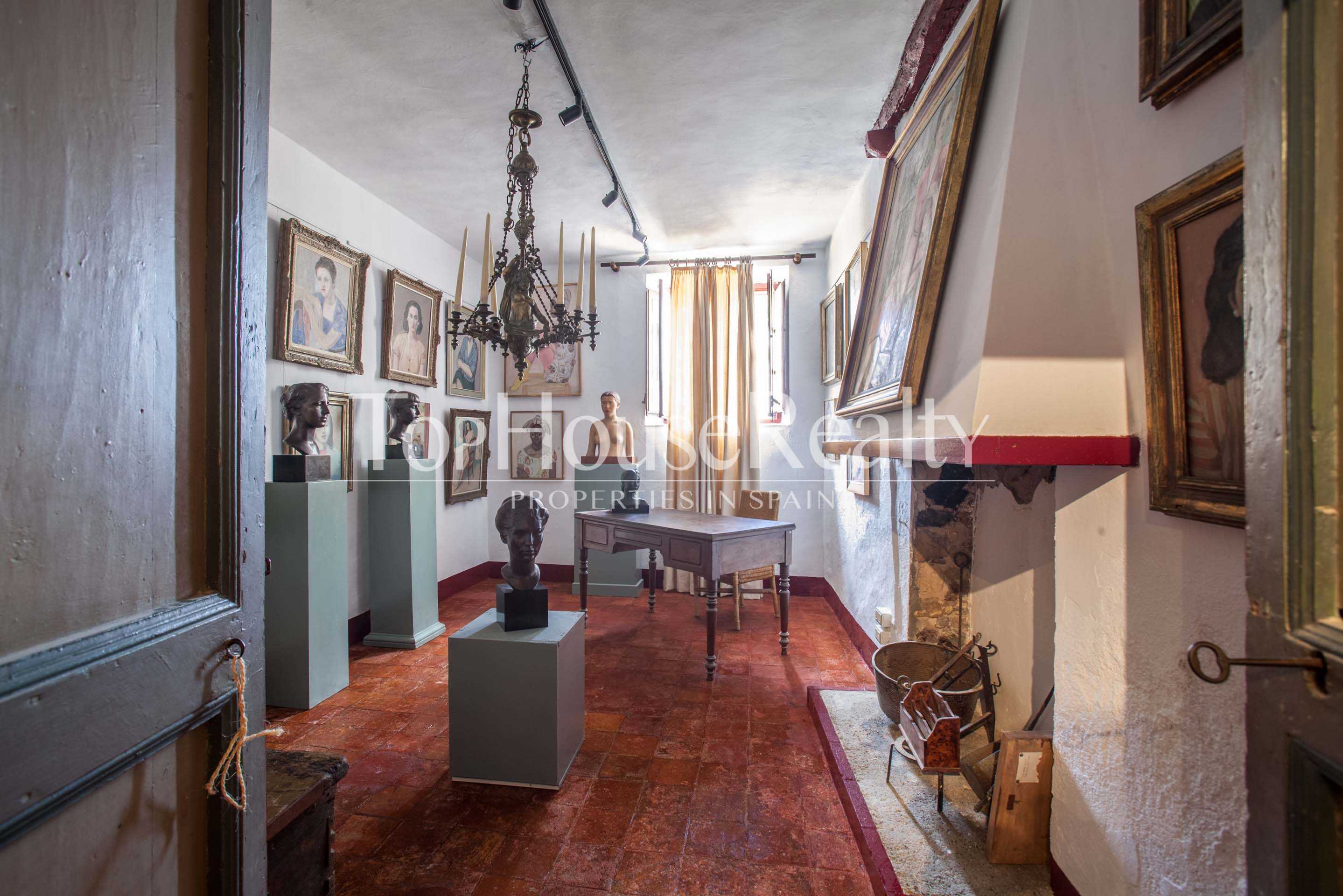 17th century mansion in the Emporda