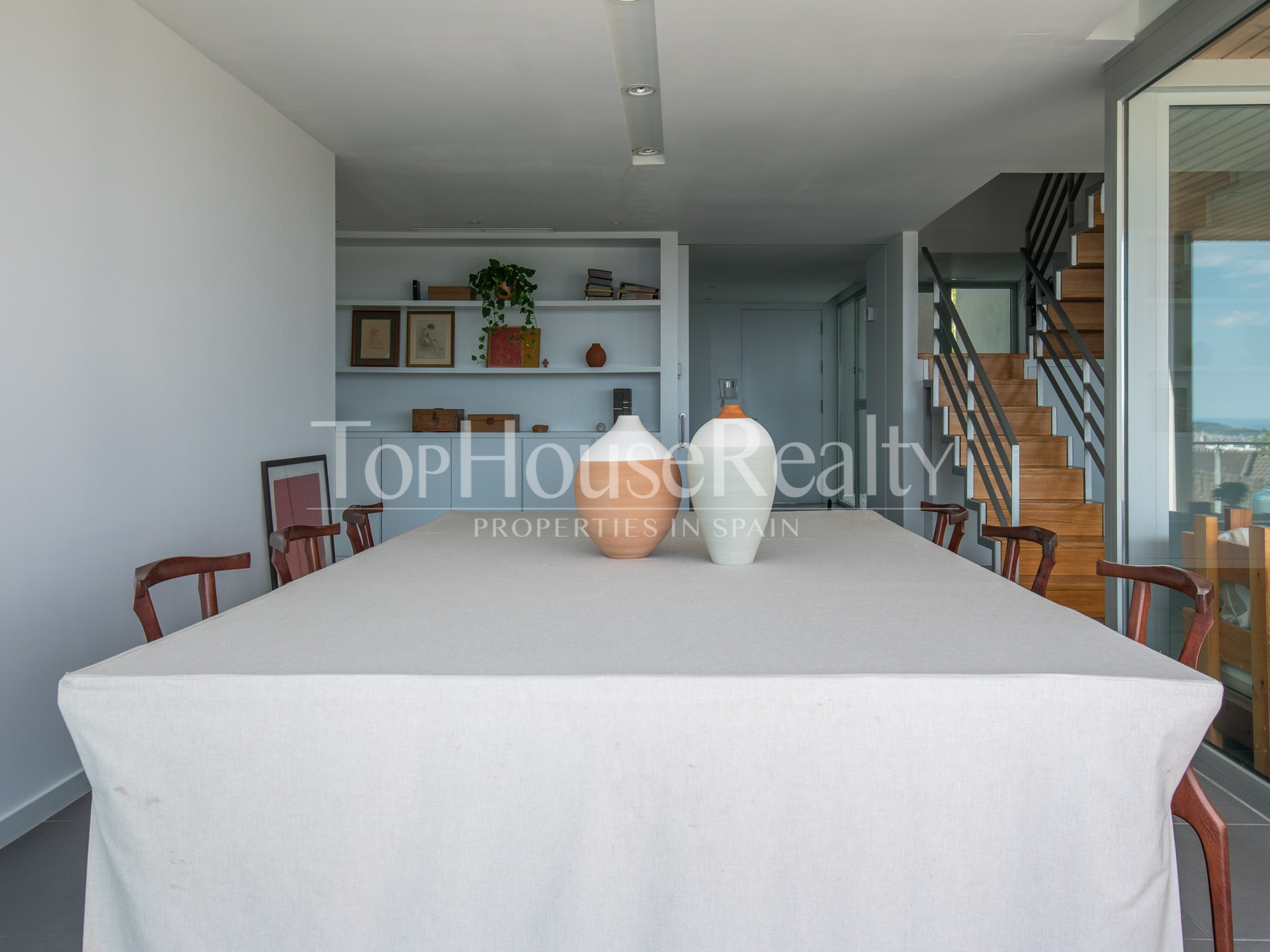 Large modern house in Pedralbes with panoramic views of Barcelona