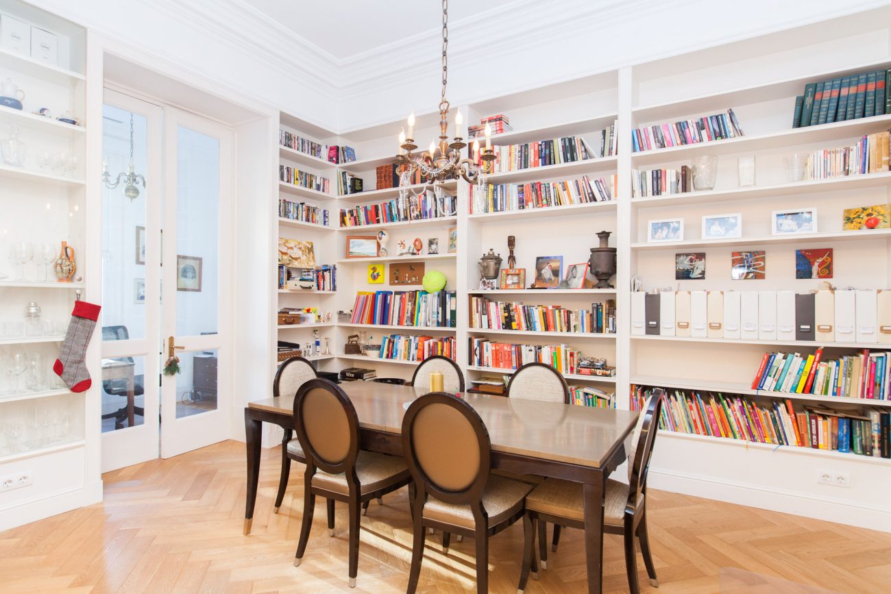 Luxury apartment with large terrace close to Passeig de Gracia