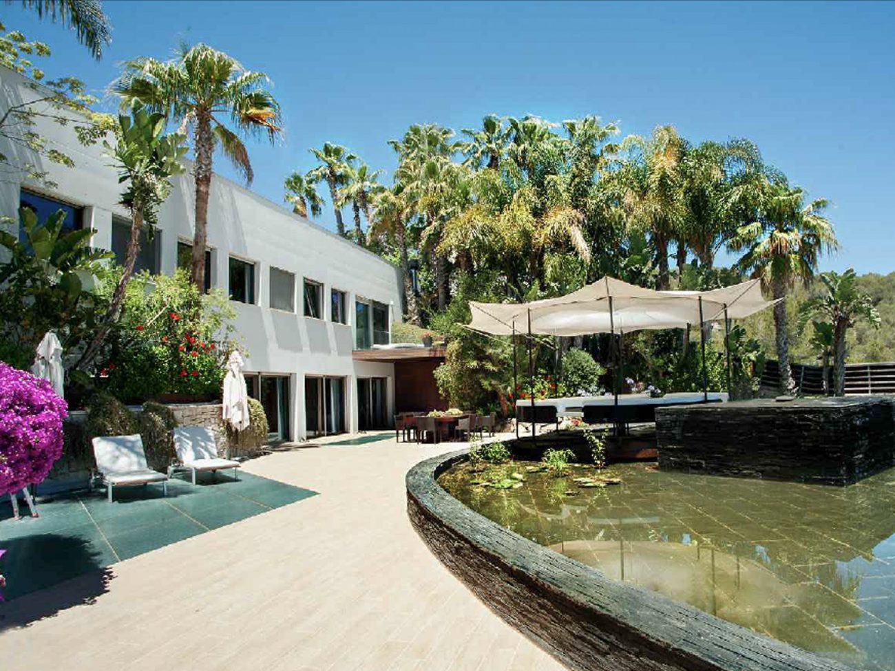 Experience the Ultimate in Luxury and Style
