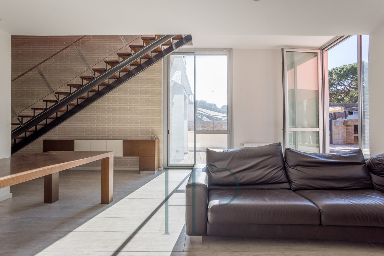 A Dream Villa Just 200 Meters from the Sea