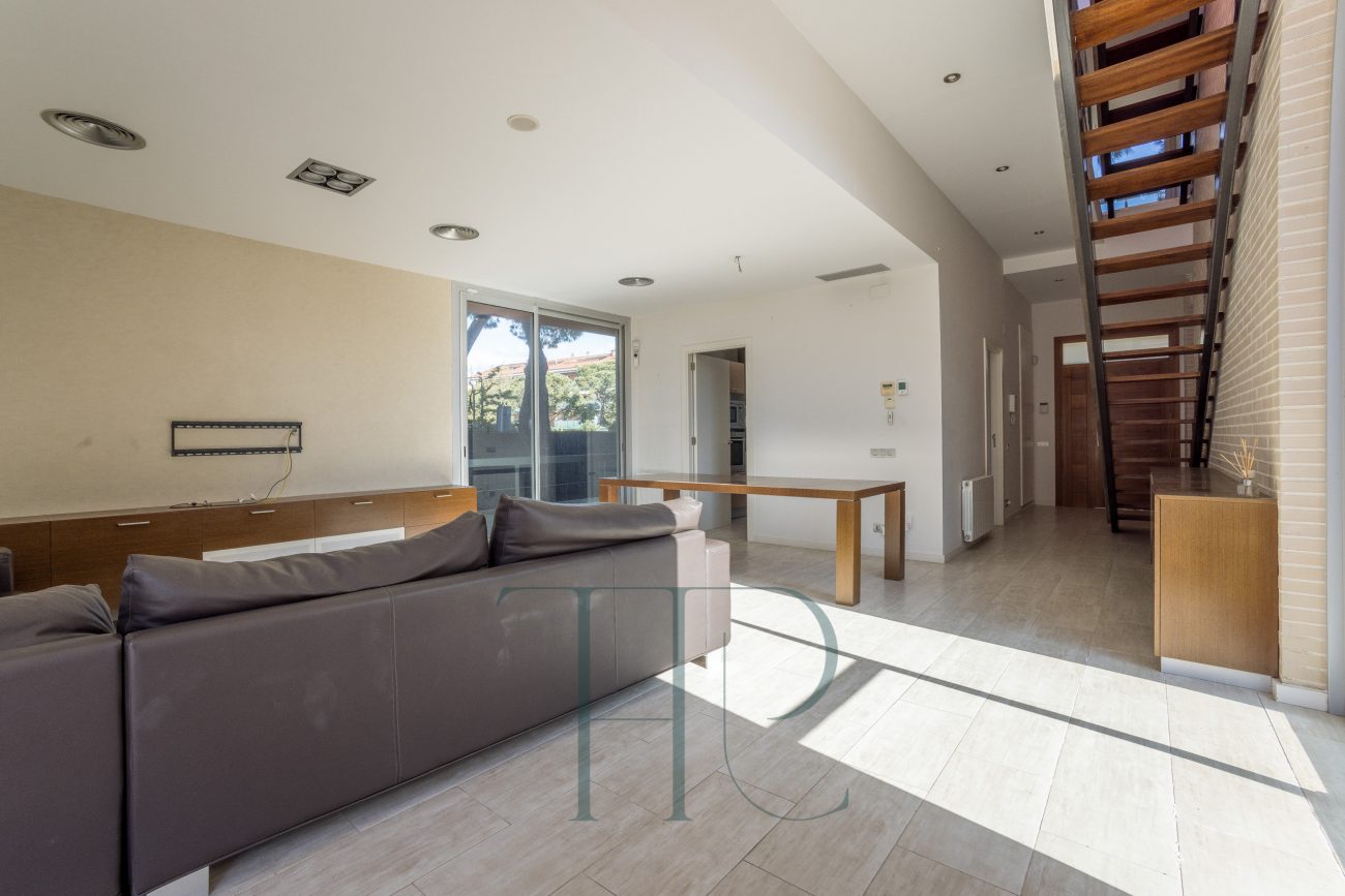 A Dream Villa Just 200 Meters from the Sea