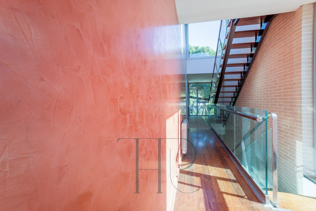 A Dream Villa Just 200 Meters from the Sea