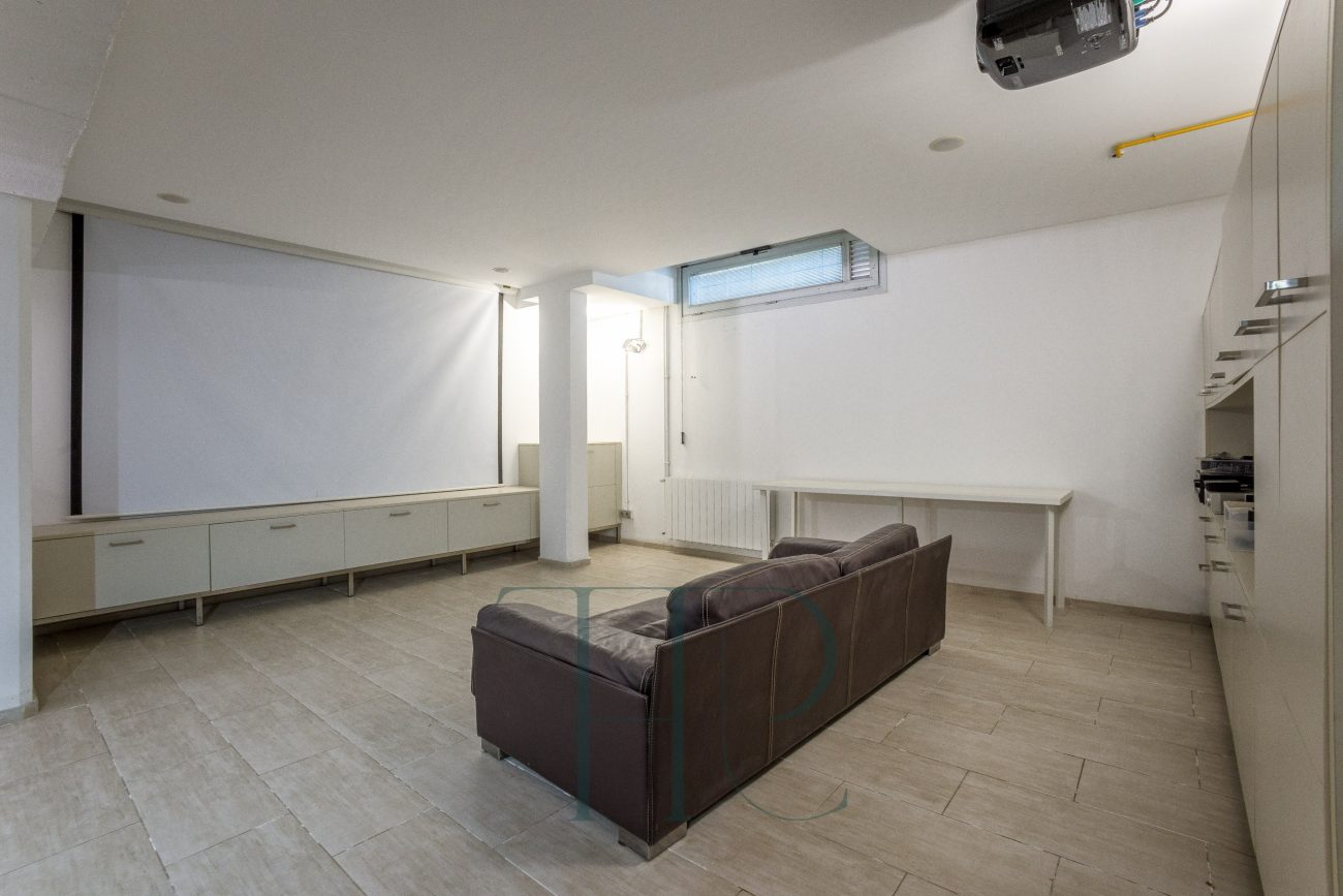 A Dream Villa Just 200 Meters from the Sea