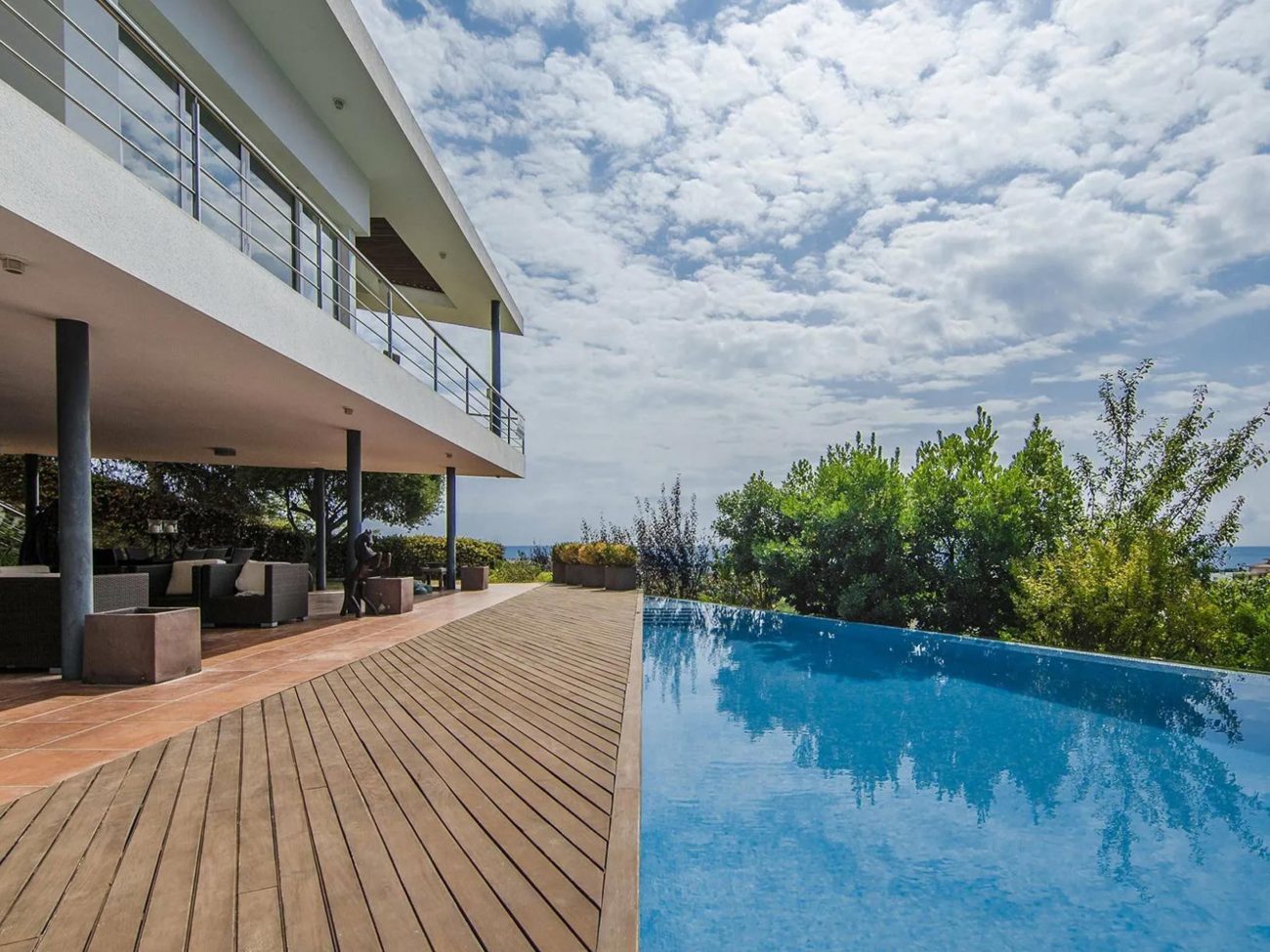 A modern and elegant home in a privileged location