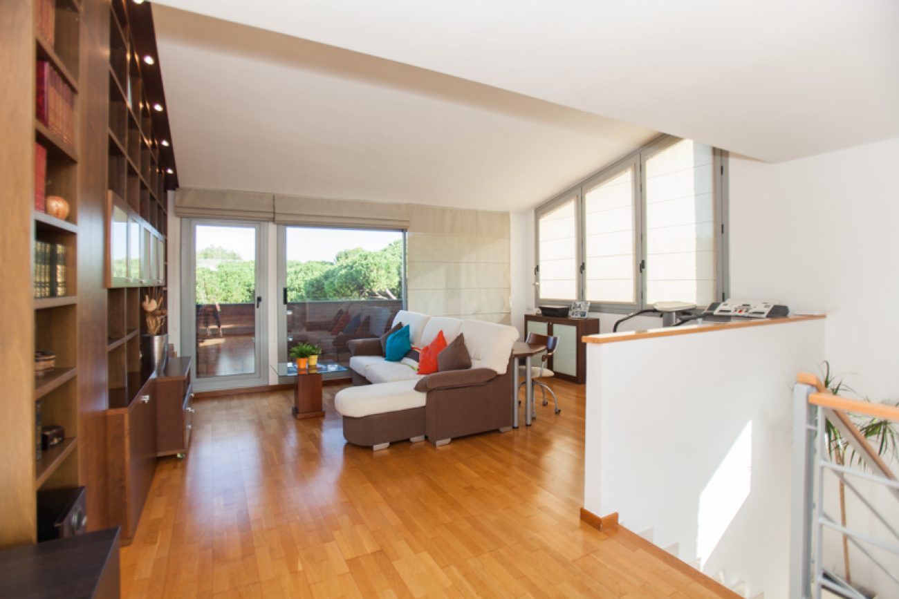 Semi-detached house close to the beach