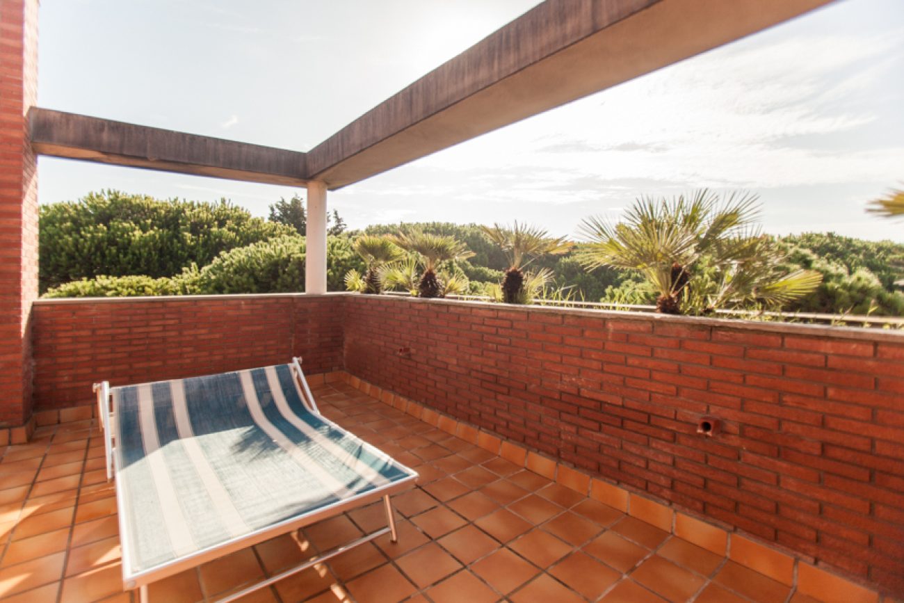 Semi-detached house close to the beach