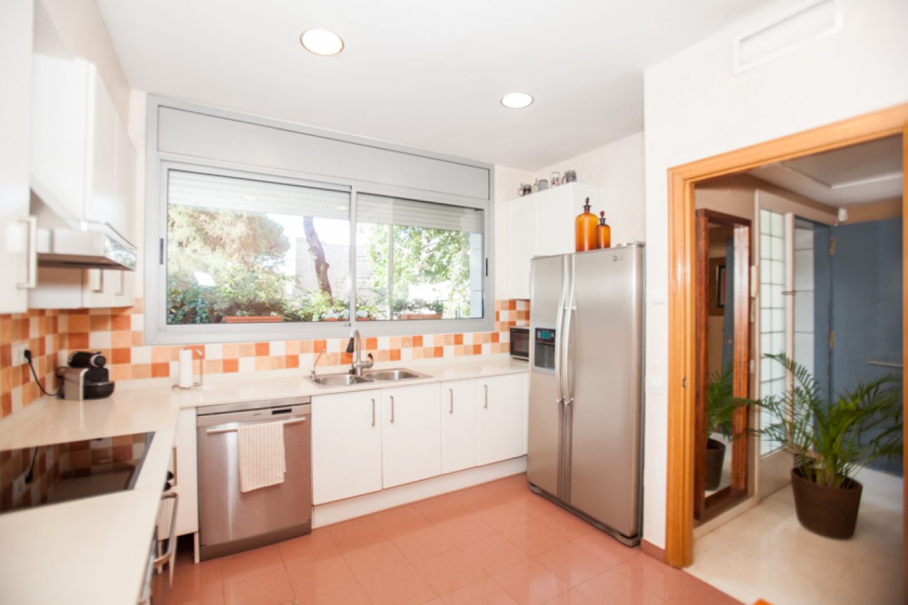 Semi-detached house close to the beach