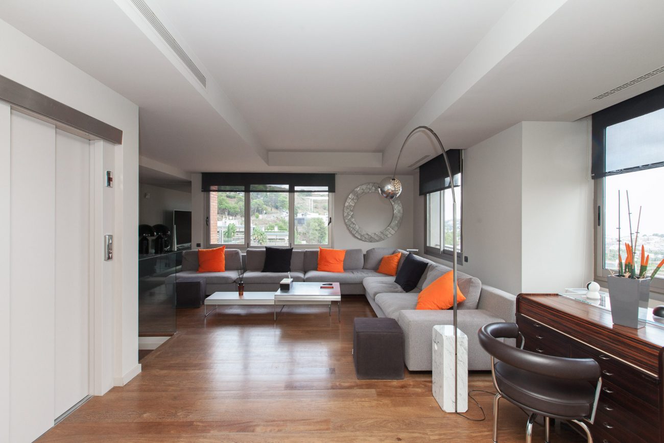 Unique house in urbanization Torre Vilana