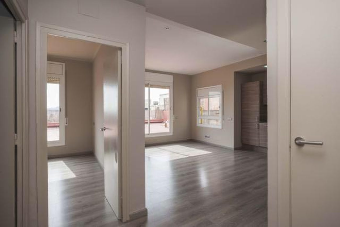Attic flat with terrace in Nova Esquerra de l’Eixample