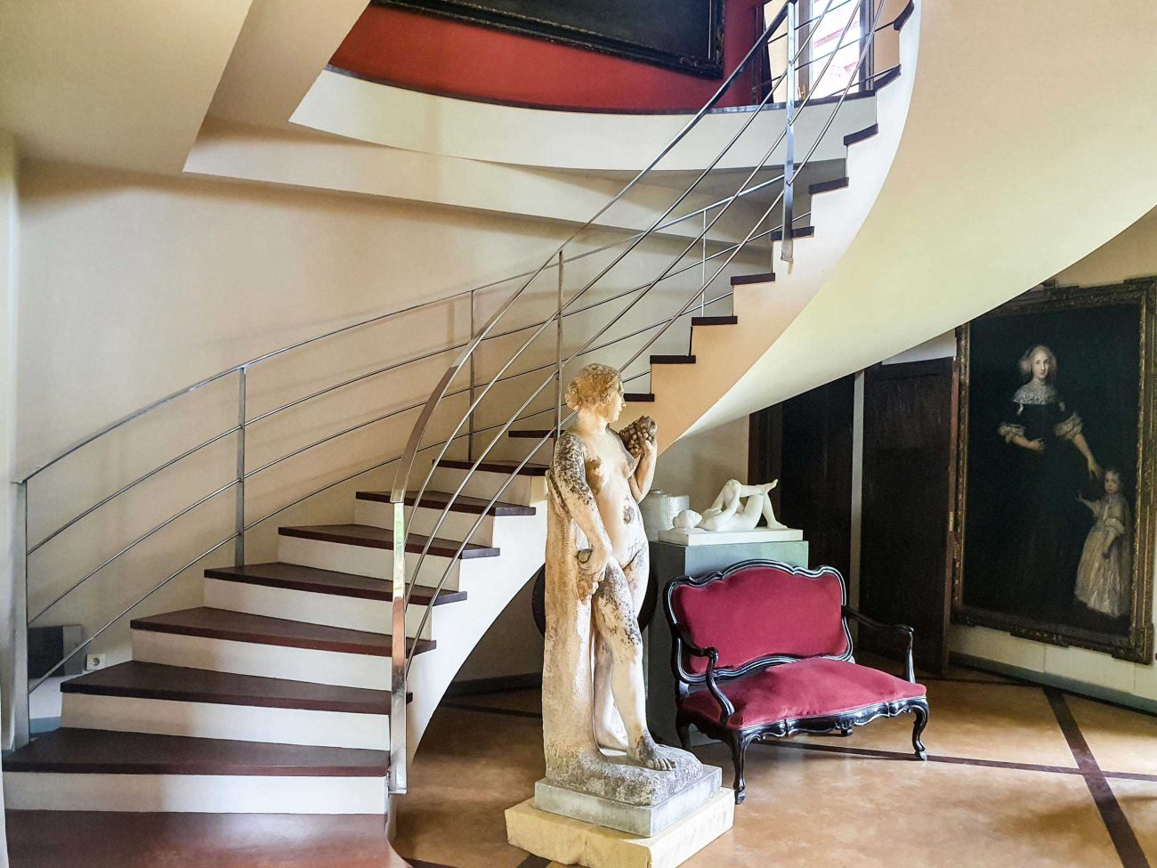 Stately 17th century mansion in Emporda