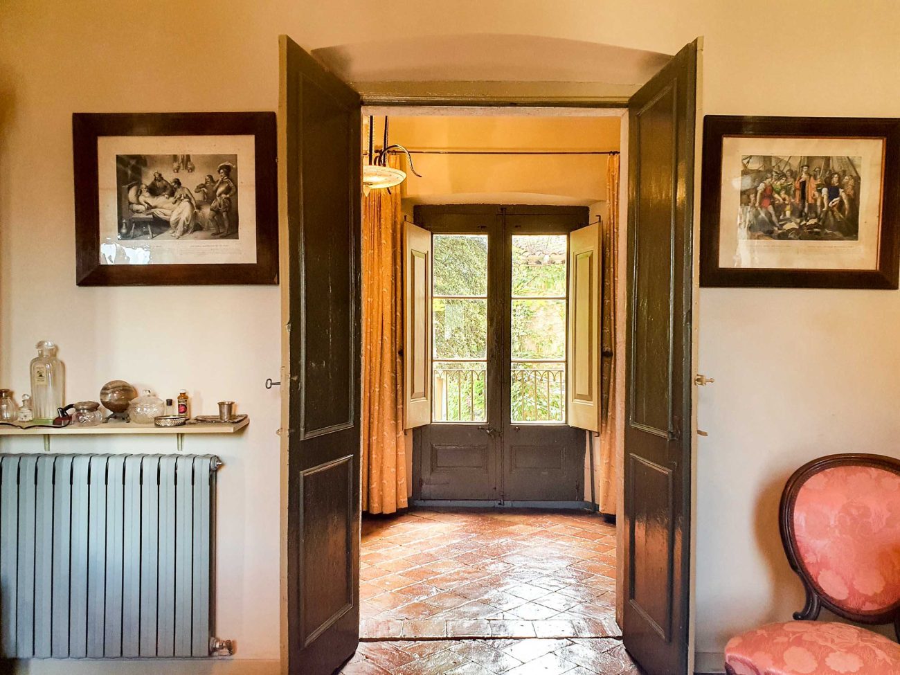 Stately 17th century mansion in Emporda