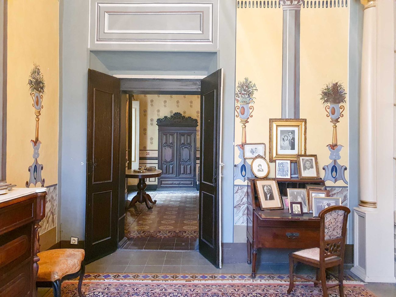 Stately 17th century mansion in Emporda